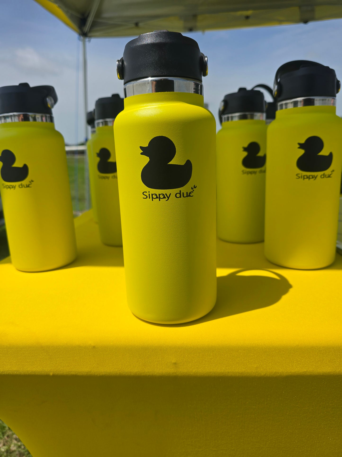 Sippy duc🫧 32oz Vacuum Insulated Water Bottle