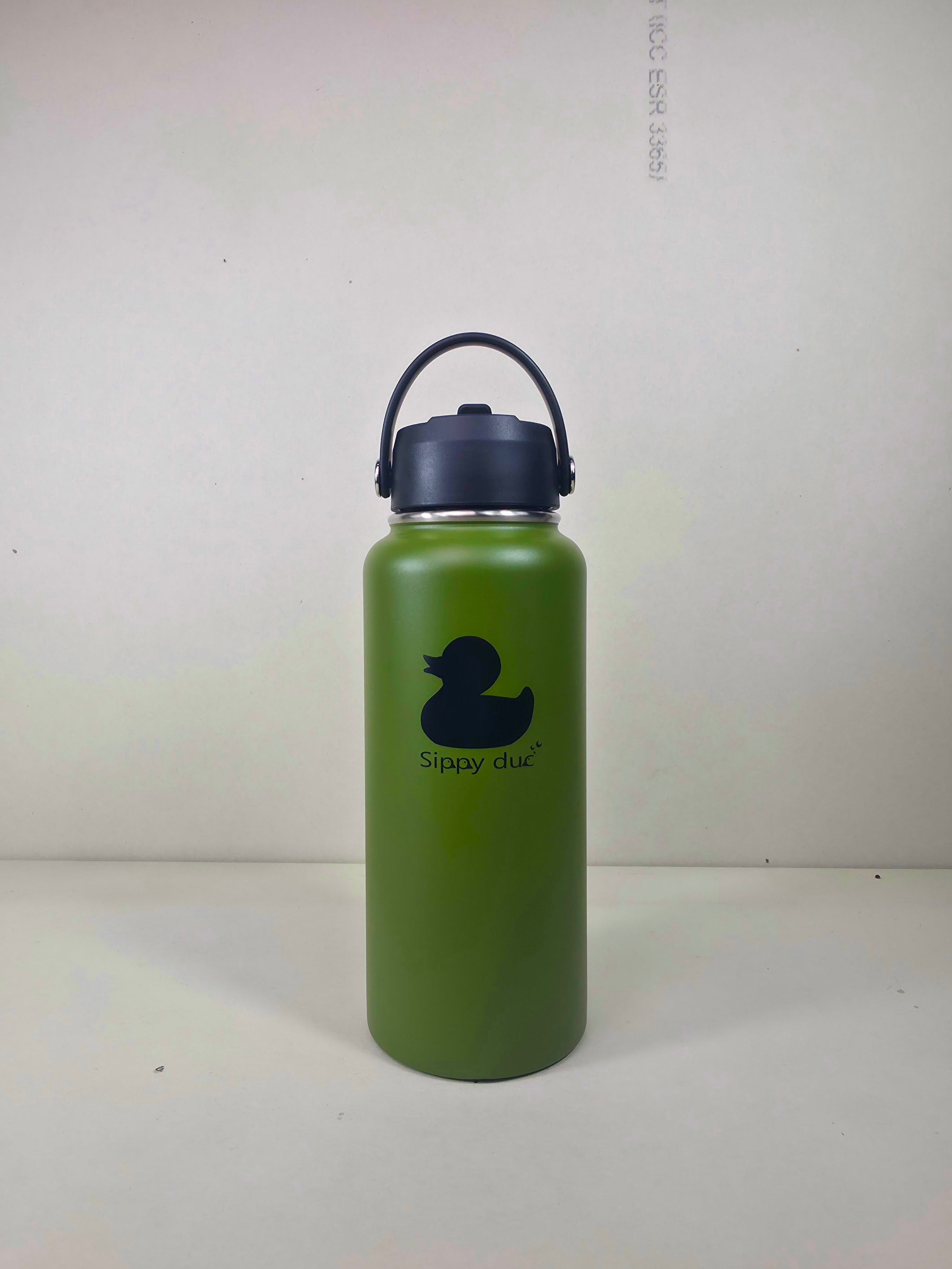 Sippy duc🫧 Vacuum Insulated Water Bottle
