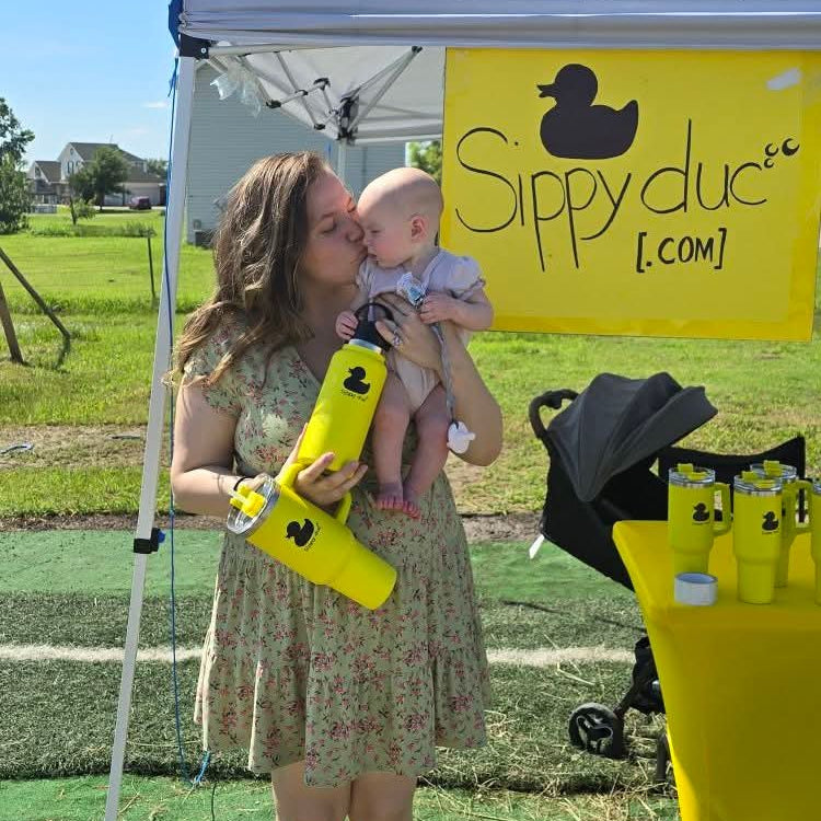 Sippy duc🫧 32oz Vacuum Insulated Water Bottle